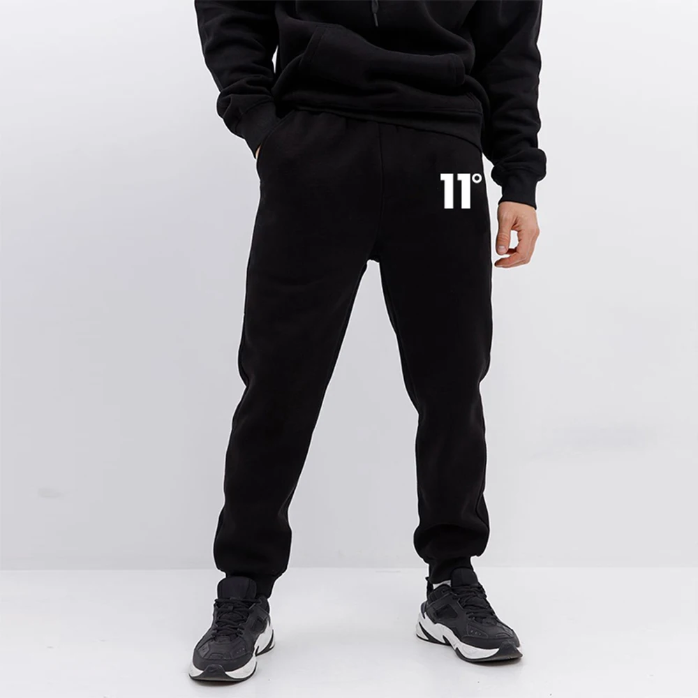 Herren-Jogginghose mit Paris-M – Men'S Fashion Paris 2025 Bewertung und Preis